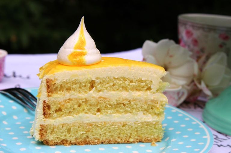 Lemon Curd Quark Torte – MainBacken